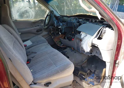 1998 Ford F-150 Lariat/Standard/Xl/Xlt z USA, uszkodzony, nr VIN 1FTZX18W7WNC36741